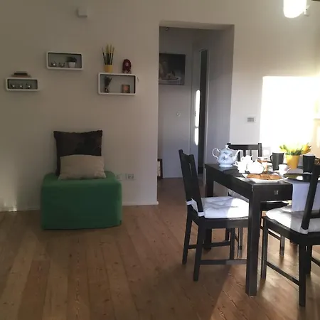 Peace-loving House 